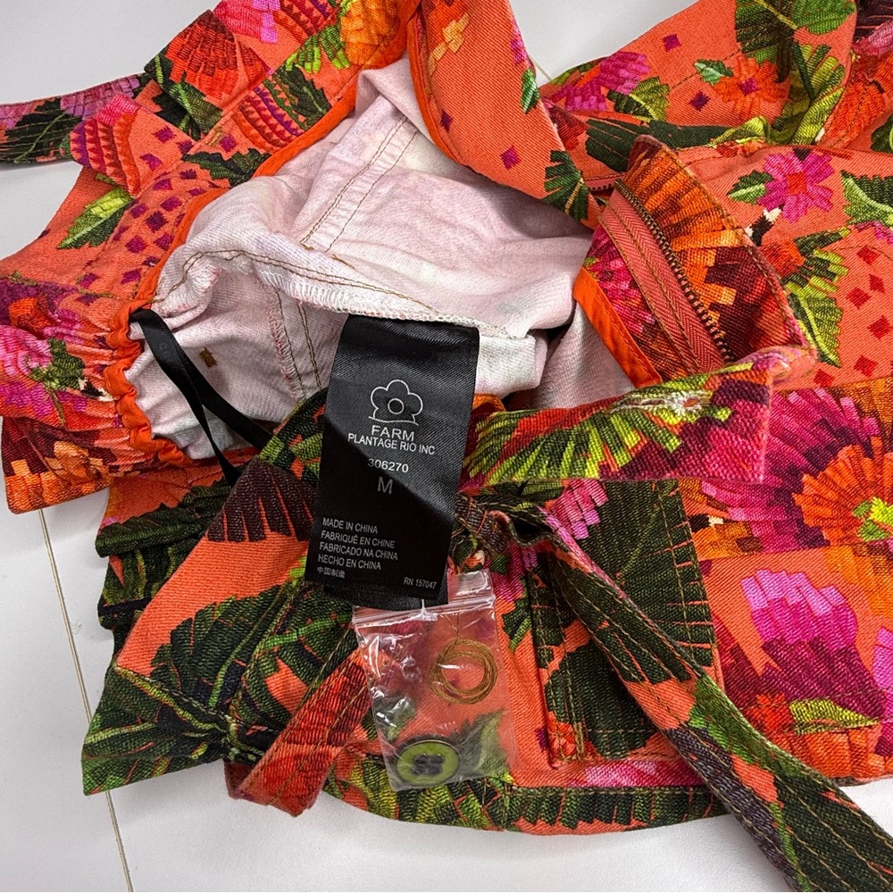 FARM Rio Blooming Garden Shorts size Medium - Picture 10 of 11